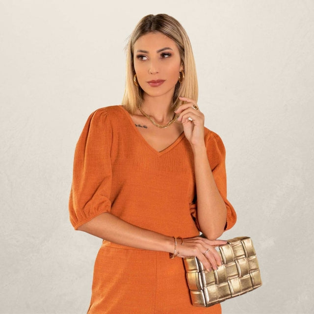 Conjunto Blusa Decote V com Calça Flare